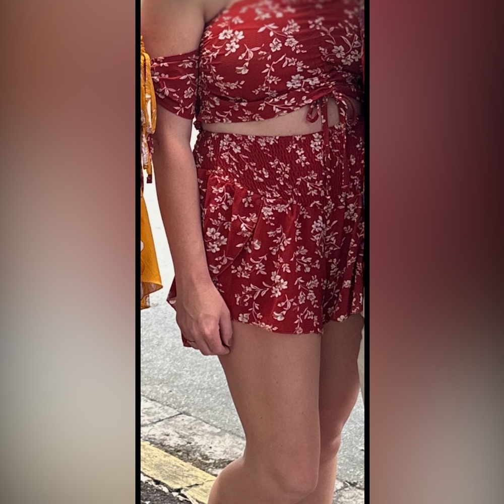 Floral Red 2 piece Hawaiian outfit